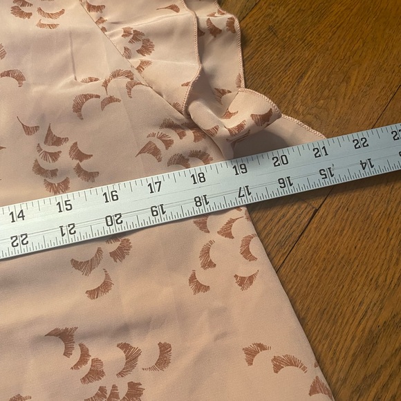 H&M floral sleeves top - size 8 - Picture 5 of 7